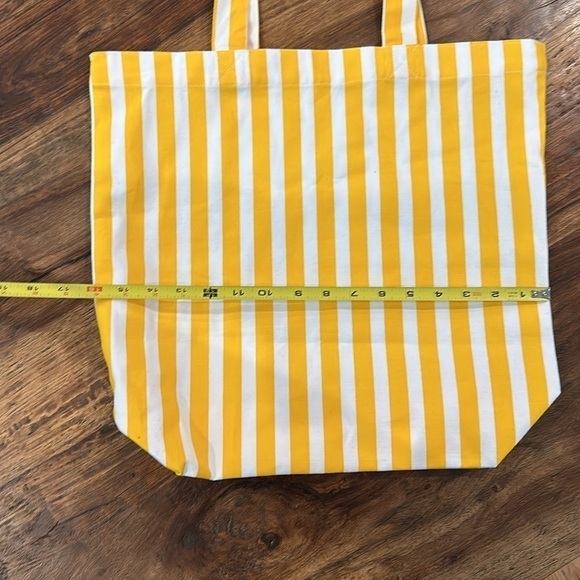 ERES Tote Bag in Passion Stripe - Picture 7 of 9